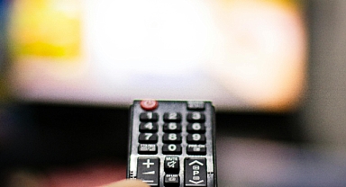 1 Aralık 2025 Pazartesi TV Yayın Akışı: Televizyonda Neler Var?