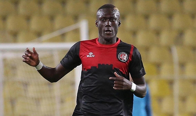 Alassane Ndao kimdir? Peki yetenekleri ve çalımları ne seviyede? Hangi takımlarda oynadı? Kariyerinde öne çıkan gol–asist rakamları neler? İşte detaylar…