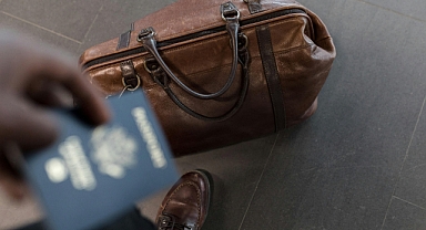 Diplomatik pasaport nedir, kimlere verilir, hangi ayrıcalıkları sağlar?