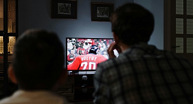 What’s on US TV Tonight? November 28, 2025 Black Friday Schedule at a Glance