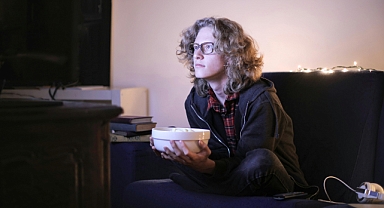 6 Aralık 2025 Cumartesi TV yayın akışı! Bu akşam TV’de hangi diziler, programlar ve filmler var?