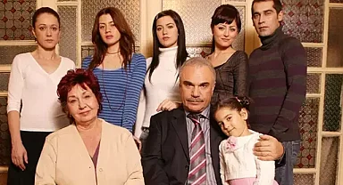 EFSANE GERİ DÖNÜYOR! Yaprak Dökümü Bugün Saat Kaçta Başlıyor? 18 Aralık 2025 TV Rehberi