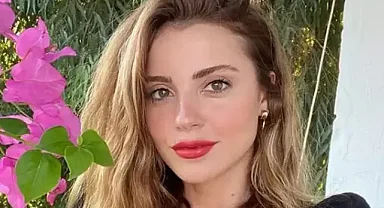 Ezgi Eyüboğlu Kimdir? Kaç Yaşında ve Nereli? Ezgi Eyüboğlu Dizileri ve Hayatı Hakkında Merak Edilenler!
