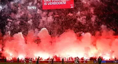 Firework Chaos Stops AFC Ajax vs Groningen Match — Why Was the Game Abandoned? Who Is Responsible? Will Punishments Follow?