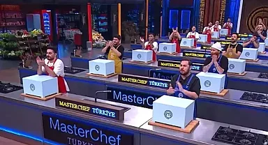 YEMEĞİN USTALARI BURADA! MASTERCHEF'TE ALTIN KUPA DÜELLOSU! 24 Aralık Üçüncü Altın Önlüğü Kim Kazandı?