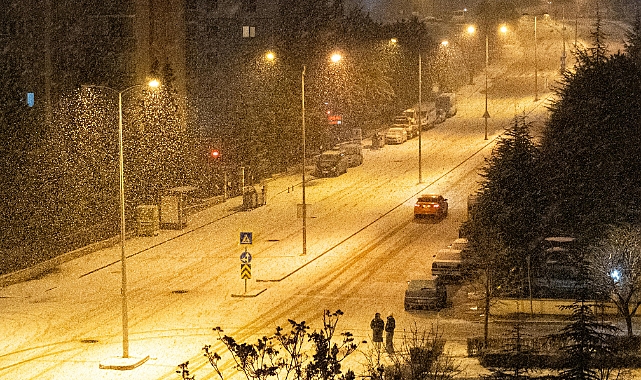 Ankara İçin Kritik Saatler: 12 Ocak Pazartesi Kar Sürprizi Gelecek mi?