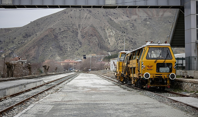 Elazığ'da 12 Ocak Pazartesi Kar Sürprizi Kapıda mı? Elazığ'da Gözler Gökyüzünde: