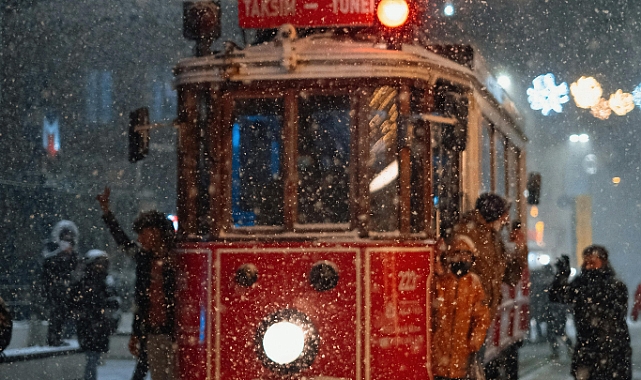 İSTANBUL'DA BUGÜN OKULLAR TATİL Mİ? 13 Ocak 2026 İstanbul Valiliği Son Dakika Kararı!