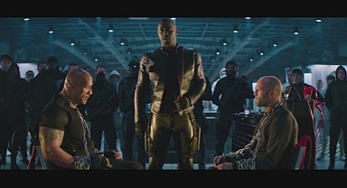 Ben Yumruk Yerken Sen At Fast & Furious Presents: Hobbs & Shaw