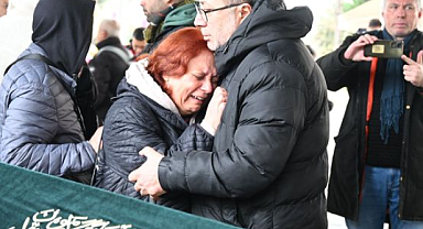 Erol Köse'nin Ablası Meral Kekeç Kimdir? Cenaze Töreninde Yürekleri Dağlayan Meral Kekeç Neden Gündem Oldu?