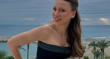 Paris Moda Haftası'nda Serenay Sarıkaya Rüzgarı mı Esiyor? Ünlü Oyuncunun Şıklığı Neden Sosyal Medyayı Ayağa Kaldırdı?