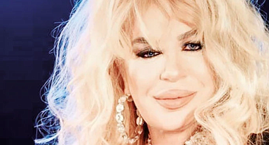 Zerrin Özer Telif Davasını Neden Kaybetti? Mahkemenin Verdiği Karar Sanatçının Müzik Kariyerini Nasıl Etkileyecek?