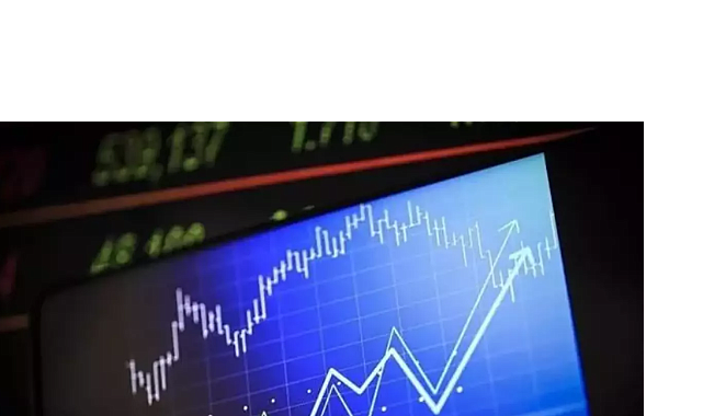 Borsada Yükseliş Dalgası: BIST 100 Rekor Seviyeleri Mi Zorluyor?