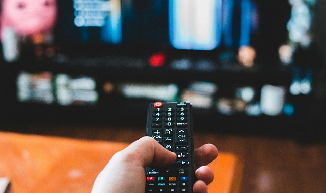 16 MAYIS 2026 CUMARTESİ TV YAYIN AKIŞI! Bugün televizyonda ne var?