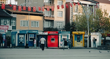 Bugün (26 Mayıs) Bankalar Açık mı, Saat Kaça Kadar Hizmet Veriyor?