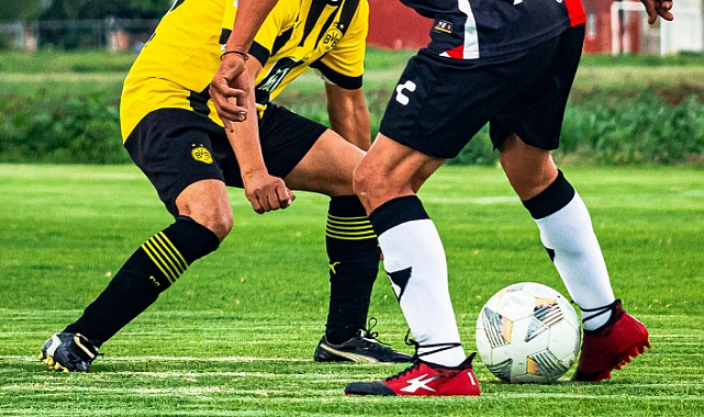 Süper Lig'de Yeni Yabancı Kuralı Değişti: TFF Yaş Sınırını 2003'e Çekti!