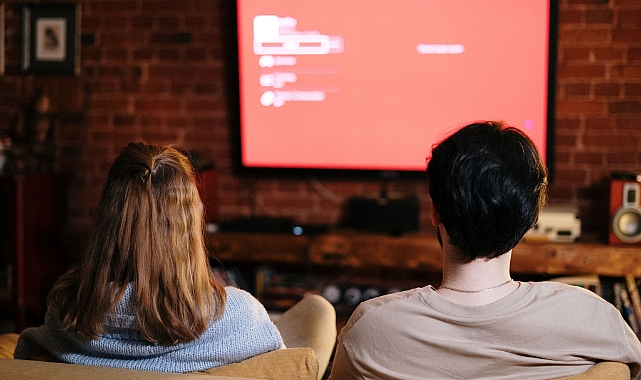 14 Haziran 2026 Pazar TV Yayın Akışı: Bu Akşam Televizyonda Hangi Diziler, Maçlar ve Programlar Var?