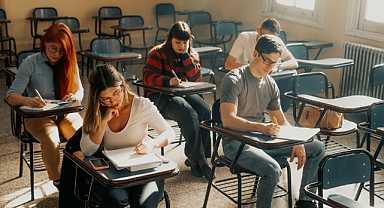 2026 Üniversite Taban Puanları Ve Burs İmkanları En İyi Tıp Hukuk Mühendislik Fakülteleri Ve Şehir Rehber