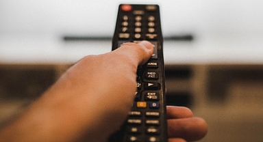 27 Haziran TV Rehberi: Bugün Televizyonda Hangi Programlar, Diziler ve Filmler Var?