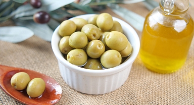 0.5 Dizem sızma zeytinyağı 250 TL'yi gördü! İl il güncel zeytinyağı fiyatları ve asit derecesine göre alım tablosu